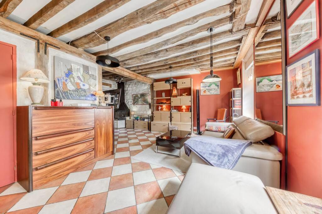 Appartement De Caractere Avec Jardinet Privatif A 1 Min Metro 1, Paris, Disneyland Vincennes Exterior photo
